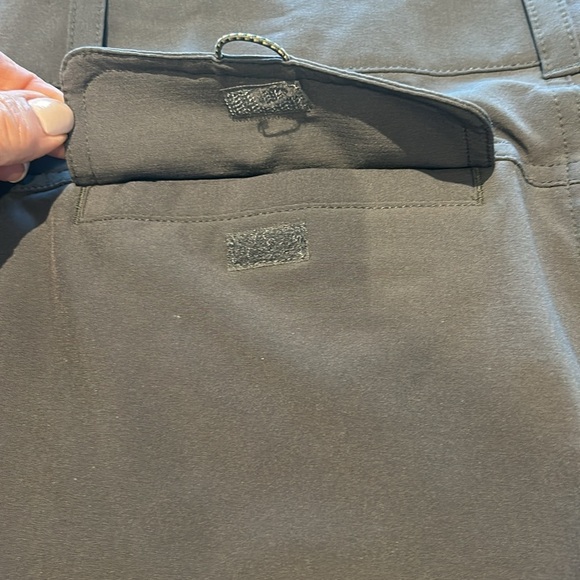 Columbia Convertible Dark Grey Pants Women’s Size 10 - Picture 15 of 16
